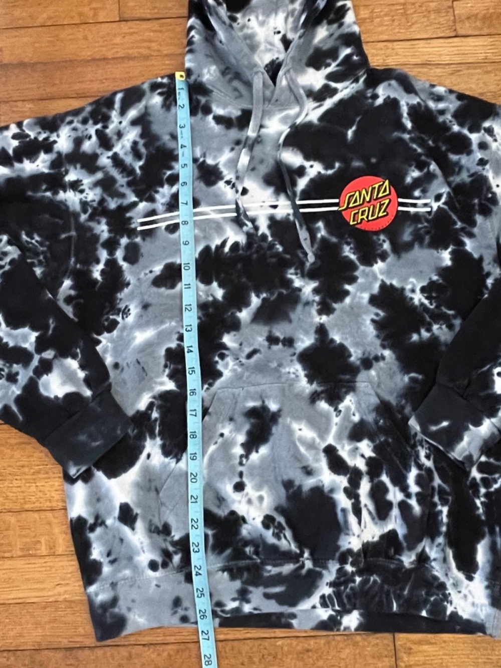 Santa Cruz Classic Dot Tie Dye Hoodie - Picture 7 of 10